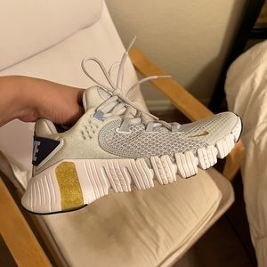 Nike Women’s Free Metcon 4 Training Shoes Size 6.5